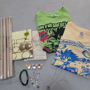 La'cryma Chisti LEVIN 님 굿즈 묶음 판매