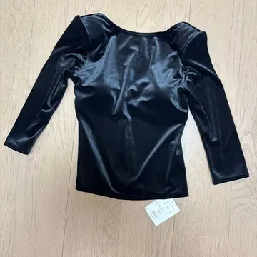 Cygne 벨로아 상의