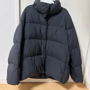 UNIQLO 파우더 소프트 다운 자켓 블랙