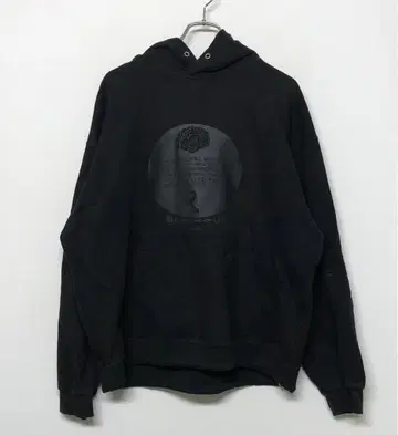 BLACK OUT 일시적 기억 상실 동일 컬러 프린트 맨투맨 후드티