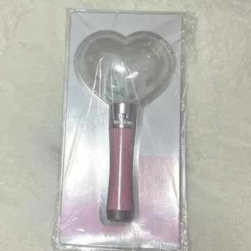 =LOVE 공식 하트형 응원봉 2025