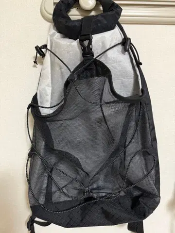 UL 백팩 FREE LIGHT SpinNap 화이트/블랙