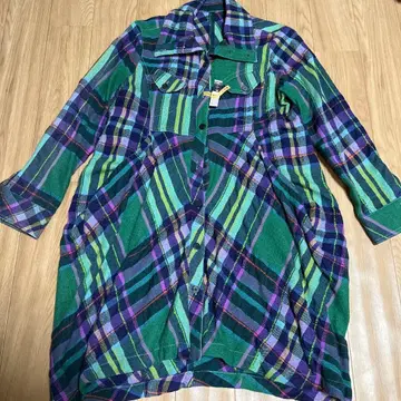 그린 계열 체크 튜닉