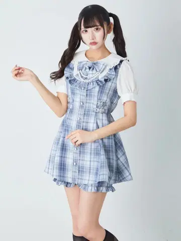 파랑과 화이트 체크 무늬 미니 원피스