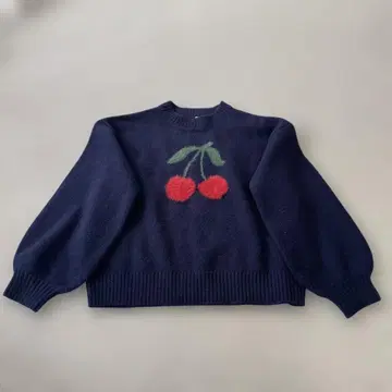 GU 스웨터 작은 체구용 (150 사이즈)