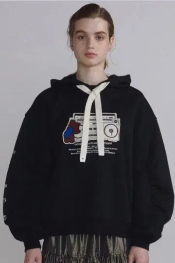 택 포함 새상품 더블 스탠다드 클로징 라디오 카세트 곰 와펜 후드티