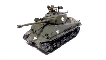 1/35 스케일 TAMIYA M4A3E8