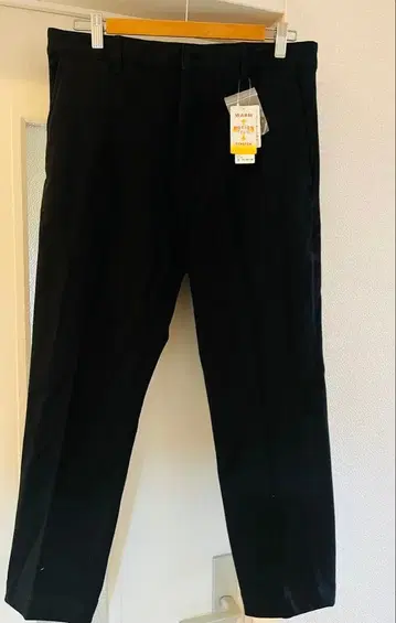 글로벌 워크 모션 테크 M 사이즈 블랙 슬랙스 따뜻한 스트레치