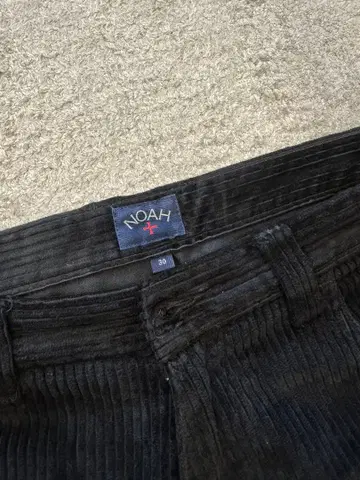 Noah 헤비 코듀로이 팬츠 블랙