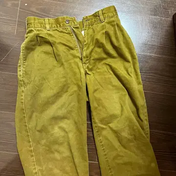 EDWIN 올리브색 팬츠