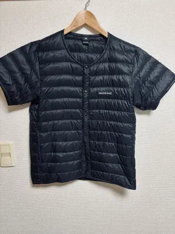 mont-bell 숏 슬리브 다운 상태 좋음 사이즈 S 할인 가능