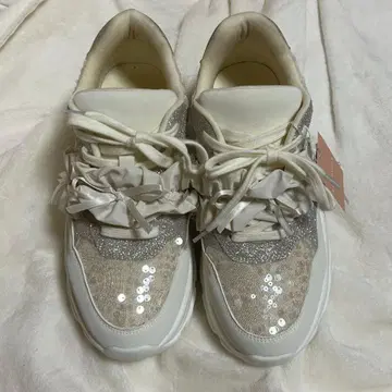 에스페란자 2way 프릴 벨트 스팽글 스니커즈