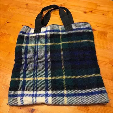 BEAMS BOY 체크 무늬 토트백