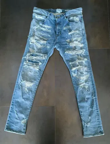 새상품급! CRIMIE 데미지 가공 데님 팬츠