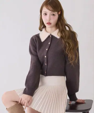 다크 브라운 버튼 니트 스웨터 FREE 사이즈