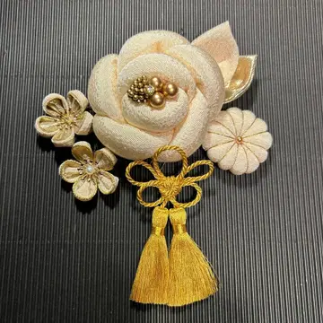 츠마미자이쿠 머리 장식 동백꽃 성인식 시치고산 일본 의류