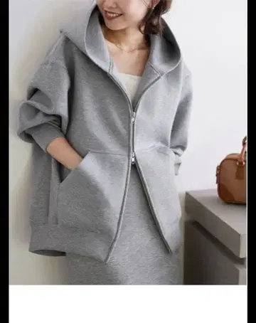 SLOBE IENA 볼륨 집업 후디