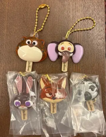 주토피아 아이스캔디 주디 가챠가챠