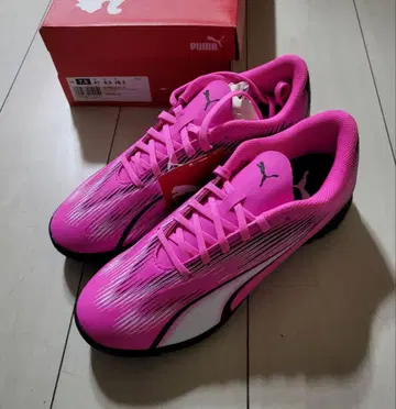 새상품 26.5cm Puma 축구 트레이닝화 울트라 플레이 TT