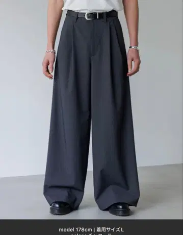 센터 프레스 2턱 와이드 스트레이트 슬랙스