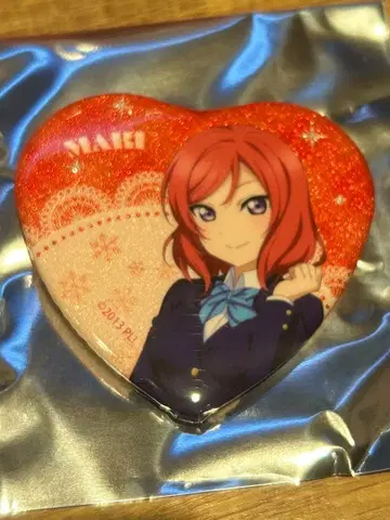 러브 라이브 아뜨레 atre 미니게임 하트형 캔뱃지 니시키노 마키