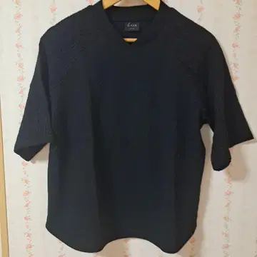 Lene 블랙 래글런 슬리브 티셔츠