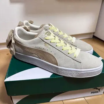 PUMA 베이지 스웨이드 리본 스니커즈