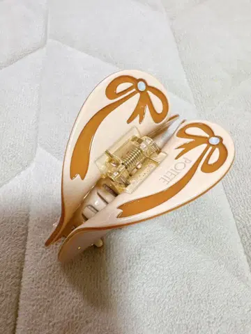 POTETE Ribbonheartclip caramelmacchiato