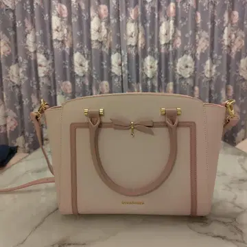 사만사베가 리본 스퀘어 토트백