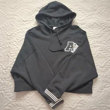 아디다스 미키 후드 맨투맨