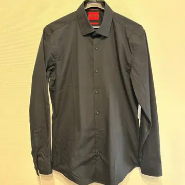 HUGO 블랙 무지 코튼 와이셔츠 37