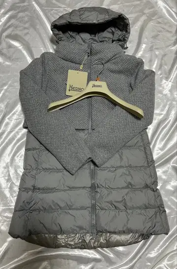 택 포함 새상품 헬레노 HERNO 절개 롱 다운 코트 그레이 42