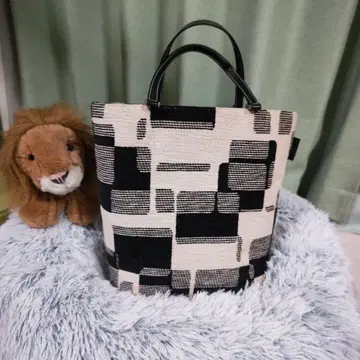 모던 기하학 패턴 토트백