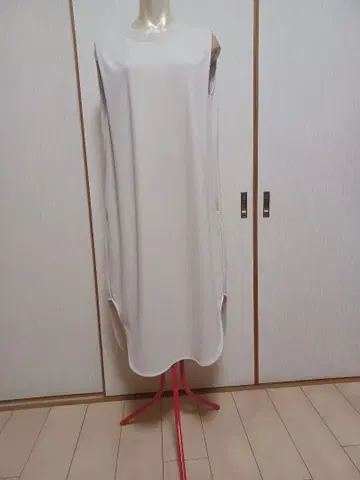 Audrey and john Wad 슬리브리스 롱 원피스