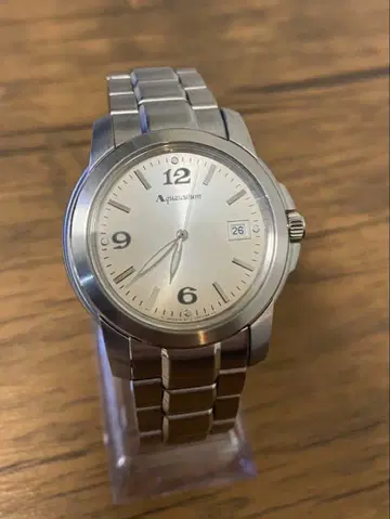 Aquascutum 실버 시계