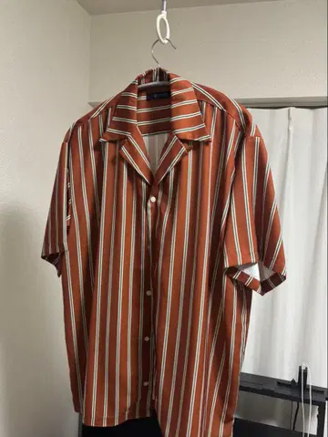 오렌지 스트라이프 반팔 셔츠