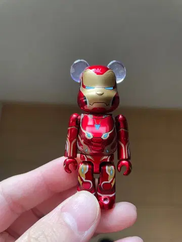 아이언맨 베어브릭 시크릿 인피니티 사가