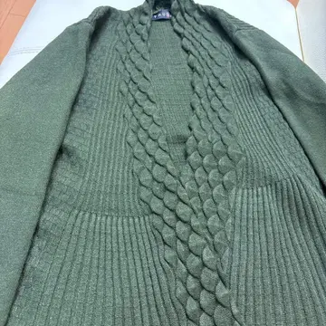 TRUE 올리브 그린 긴팔 니트 가디건