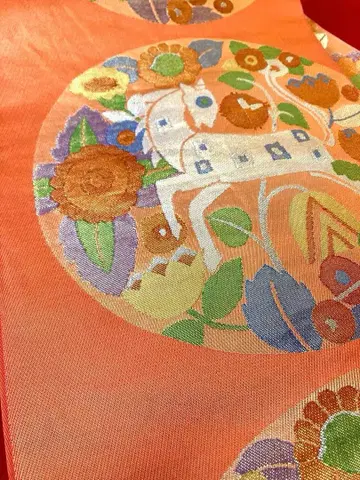 오렌지 컬러 후쿠로 오비 말과 꽃 무늬