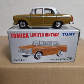 토미카 리미티드 빈티지 LV01e 닛산 세드릭