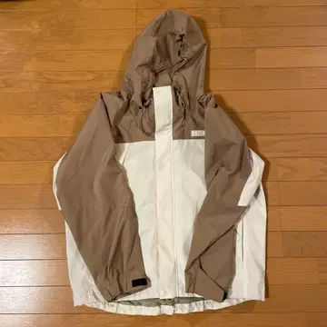 MILKFED. 후드 부착 마운틴 파카 M