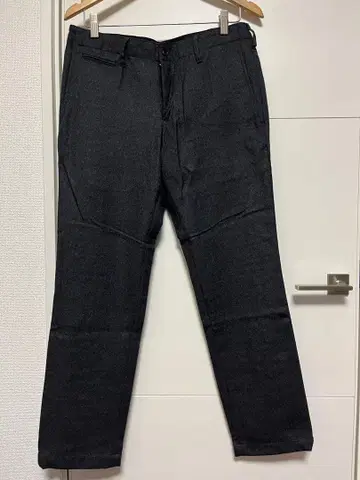 무인양품 다크 그레이 팬츠