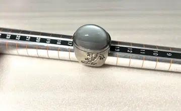 GEODESIQUE 지오데식 불바키 그레이 문스톤 반지