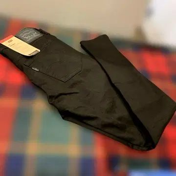 택 포함 새상품 Livis 스키니 711 블랙 W27/L28