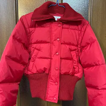 KOOKAI 빨간색 숏 기장 다운 자켓