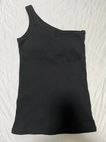 FRESS MART 블랙 탱크탑 FR