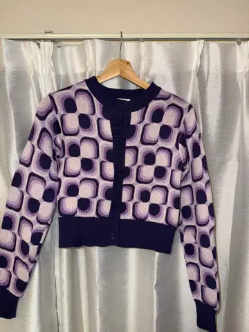 LAGUA GEM 니트 가디건 러그아젬