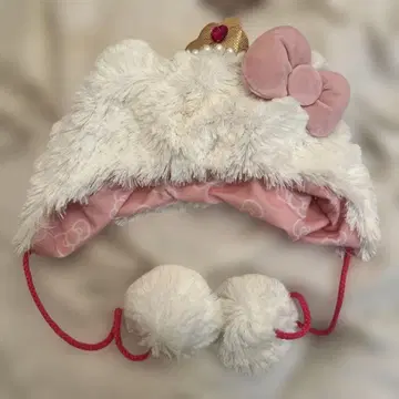 [레어 새상품급] USJ 유니버셜 키티 퍼 모자