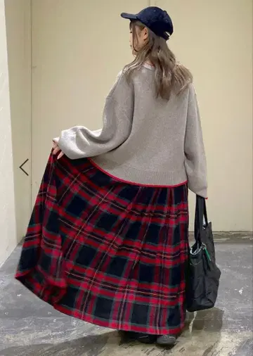 스튜디오 CLIP 린넨 레이온 체크 무늬 스커트