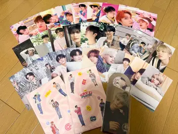 CRAVITY 시즌 그리팅 세트